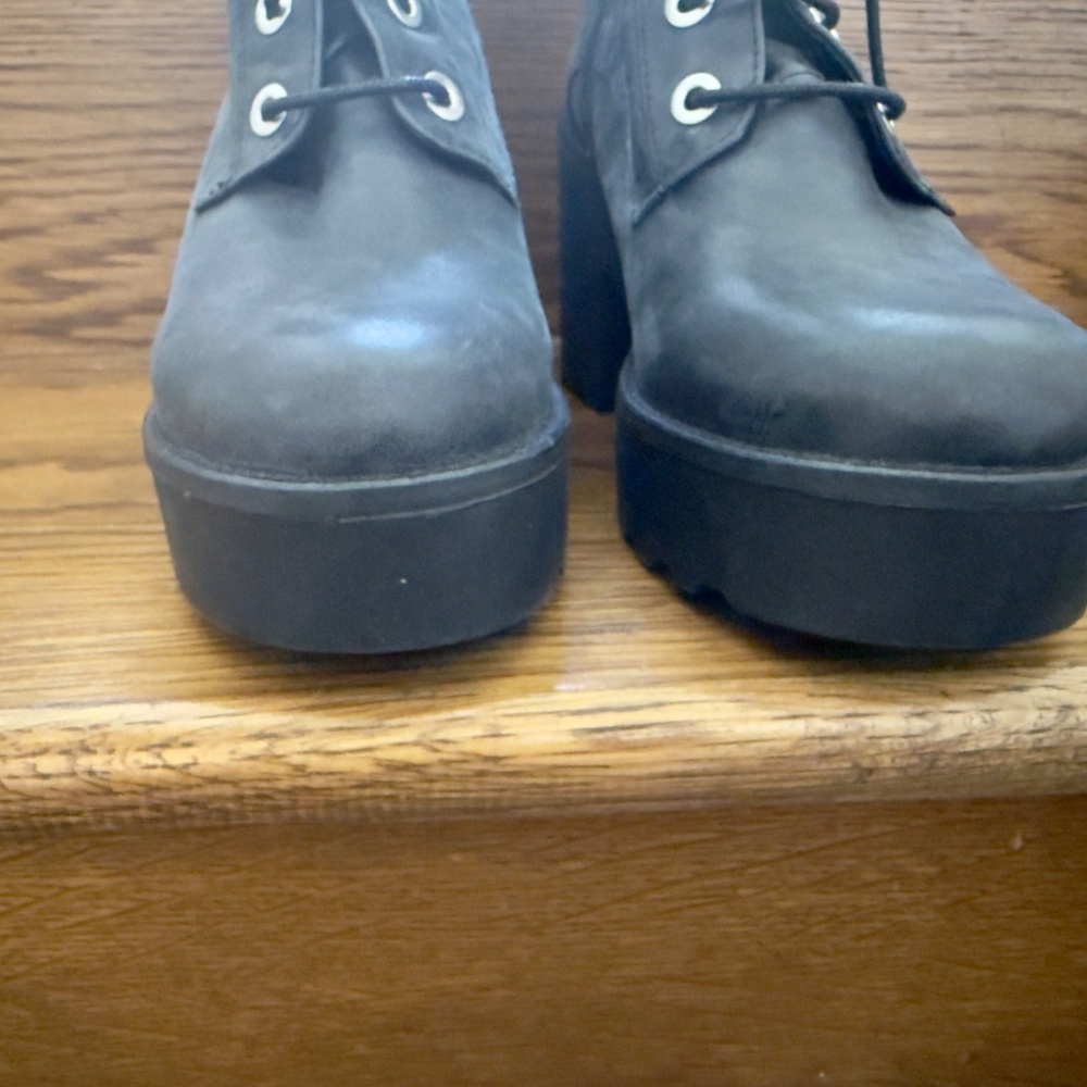 Topshop Platform Biker Boot in Black Leather 39 NWOT - Picture 3 of 9